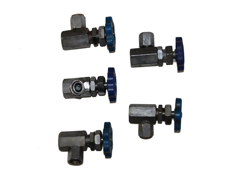 Special safety valve for die casting machine